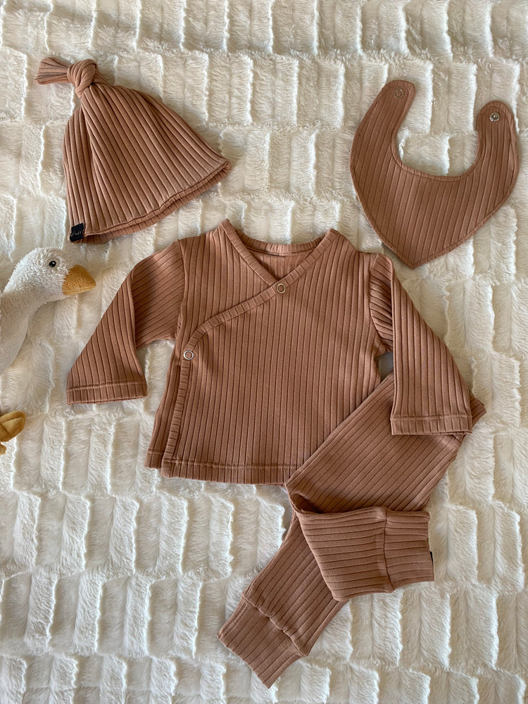 Unisex Newborn setje Rib Almond