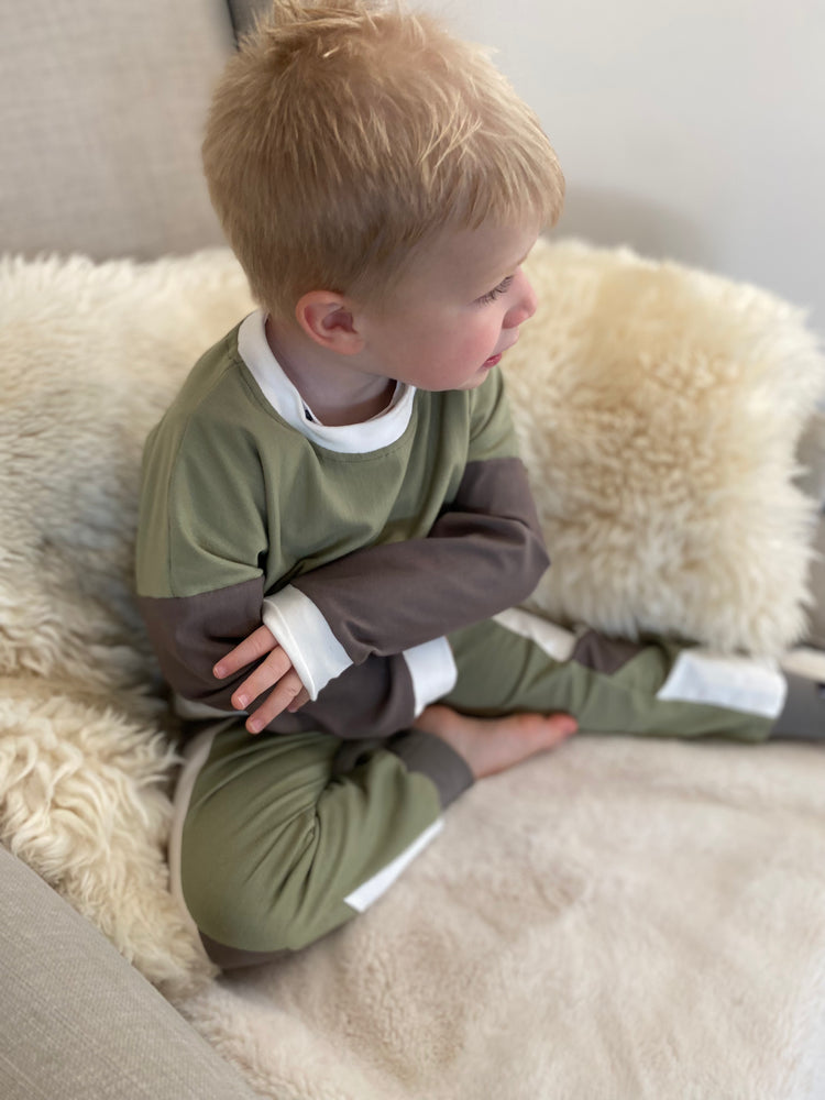 Joggingset colorblock olijf