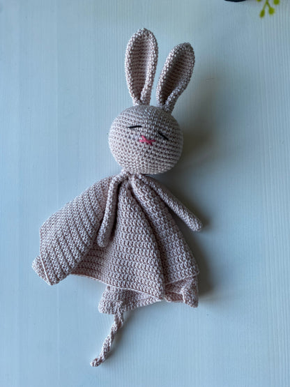 Knuffeldoekje konijn met speenkoord licht oudroze