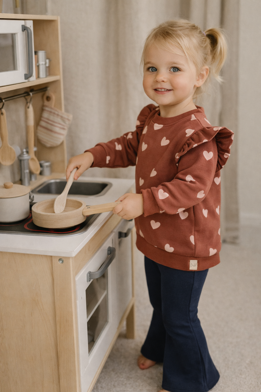 Ruffle Sweater Hartjes