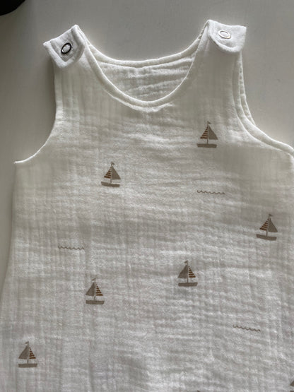 Hydrofiel tuinbroekje zeilbootjes