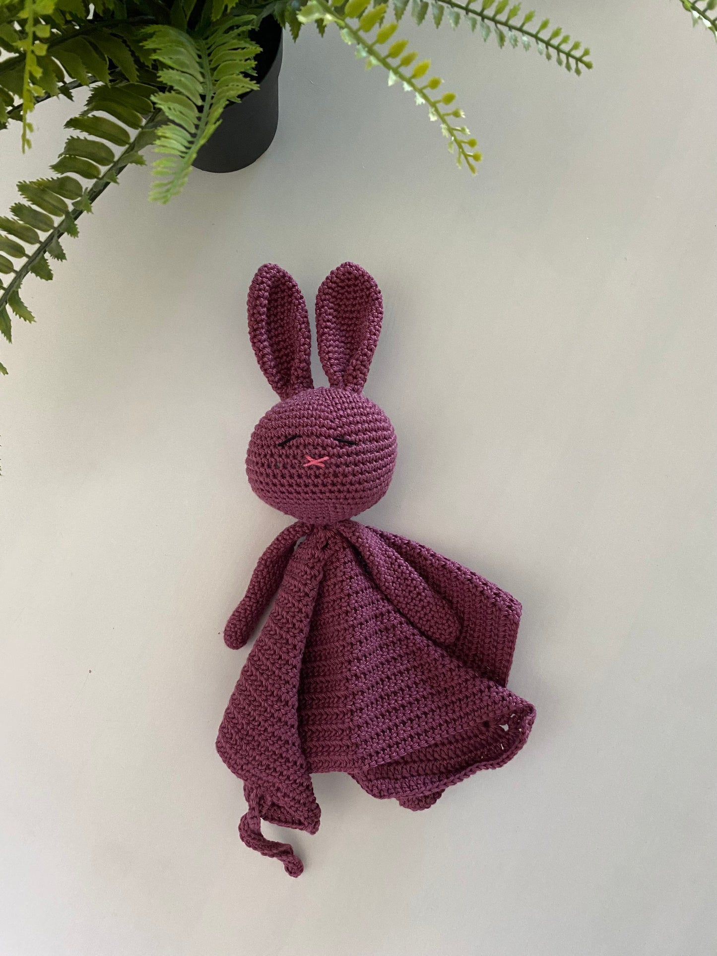 Knuffeldoekje konijn met speenkoord Mauve