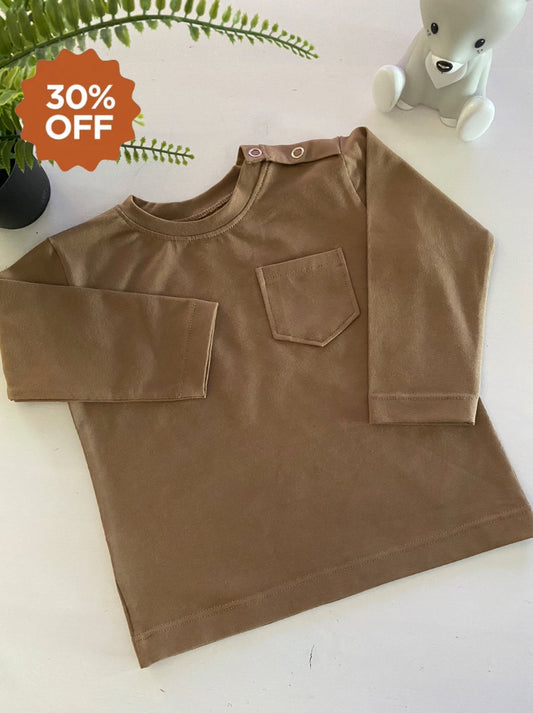 Longsleeve Bruin met pocket (Sale)