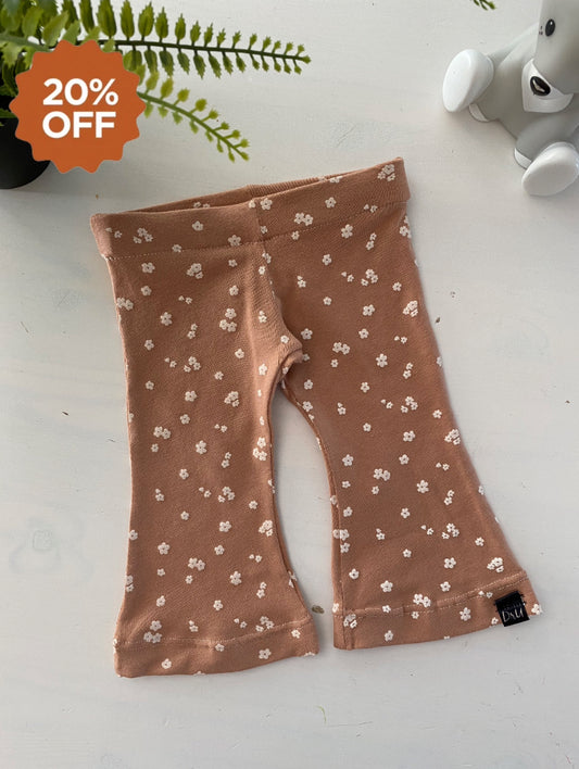Flared pants flowers