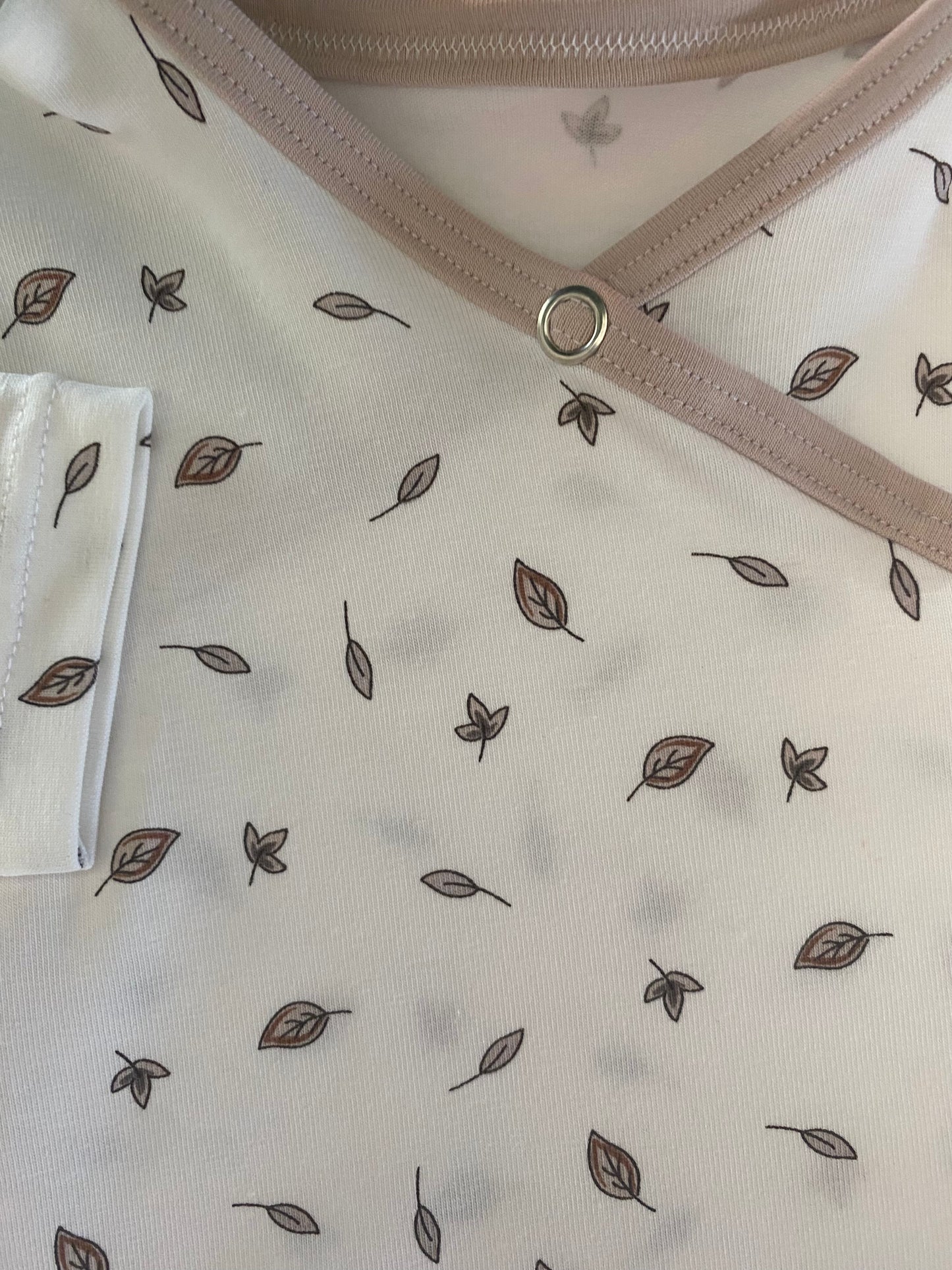 Overslag shirtje Blaadjes