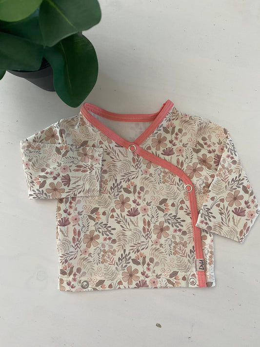 Overslag shirtje bloemetjes