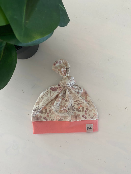 Knot mutsje Bloemetjes