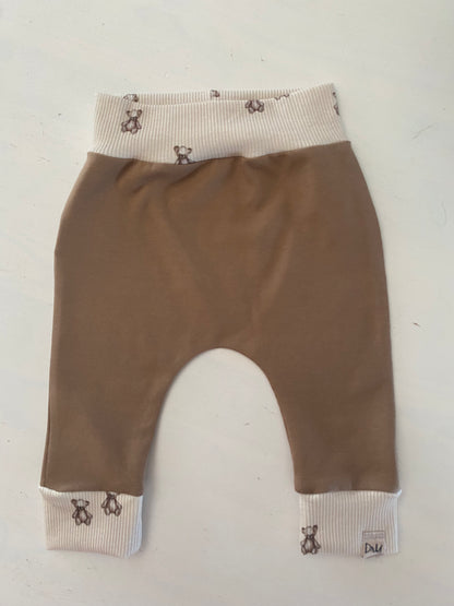 Newborn broekje teddybeertjes