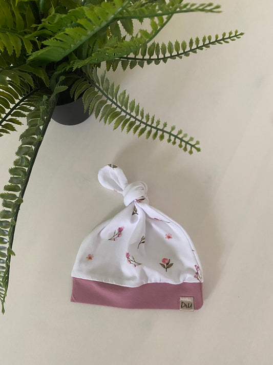 Knots mutsje Roosjes