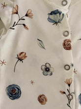 Load image into Gallery viewer, Playsuit flowers
