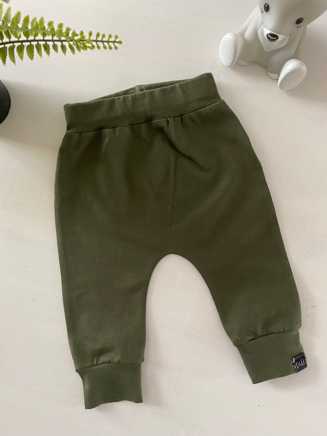 Newborn pants Olive green