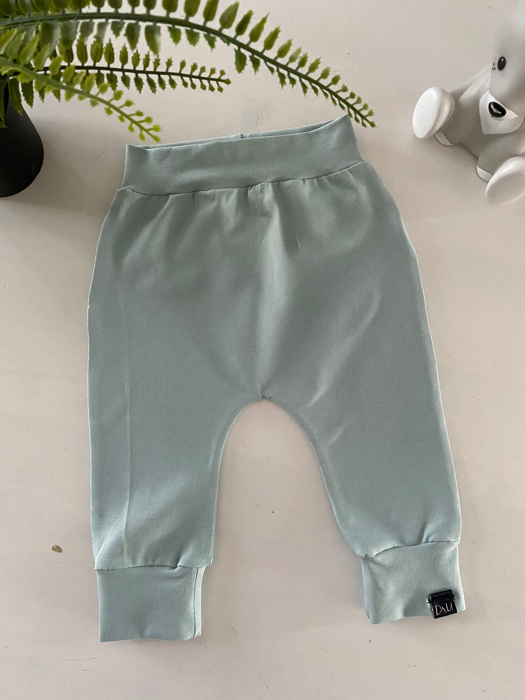 Newborn pants Mint