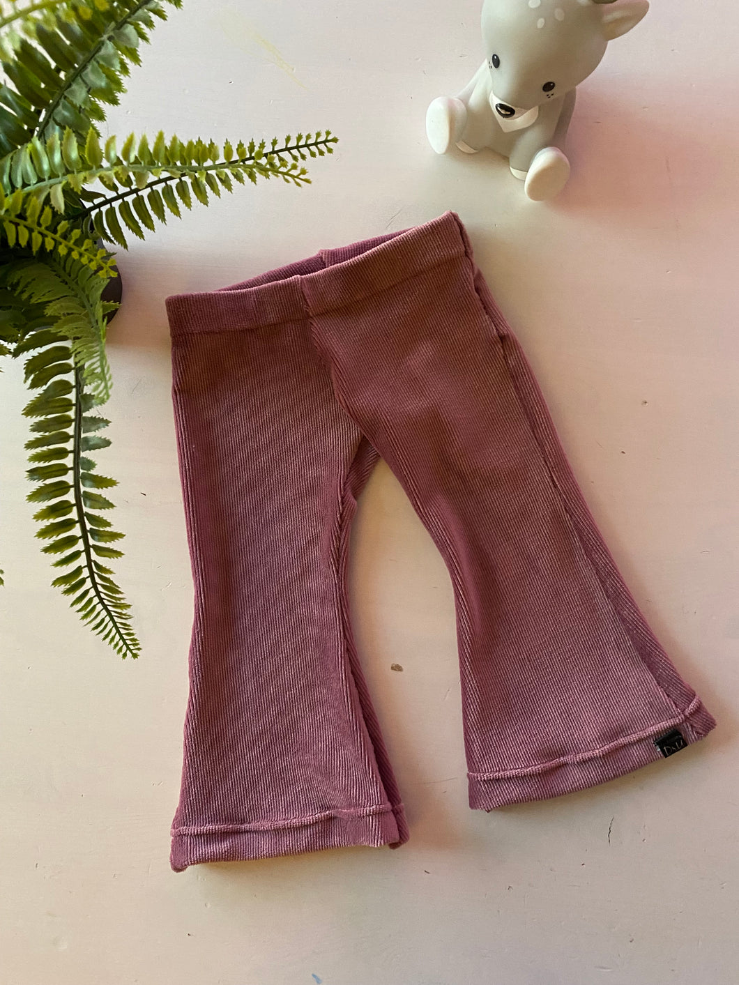 Flared pants corduroy paars