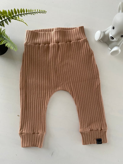 Newborn pants Rib Almond