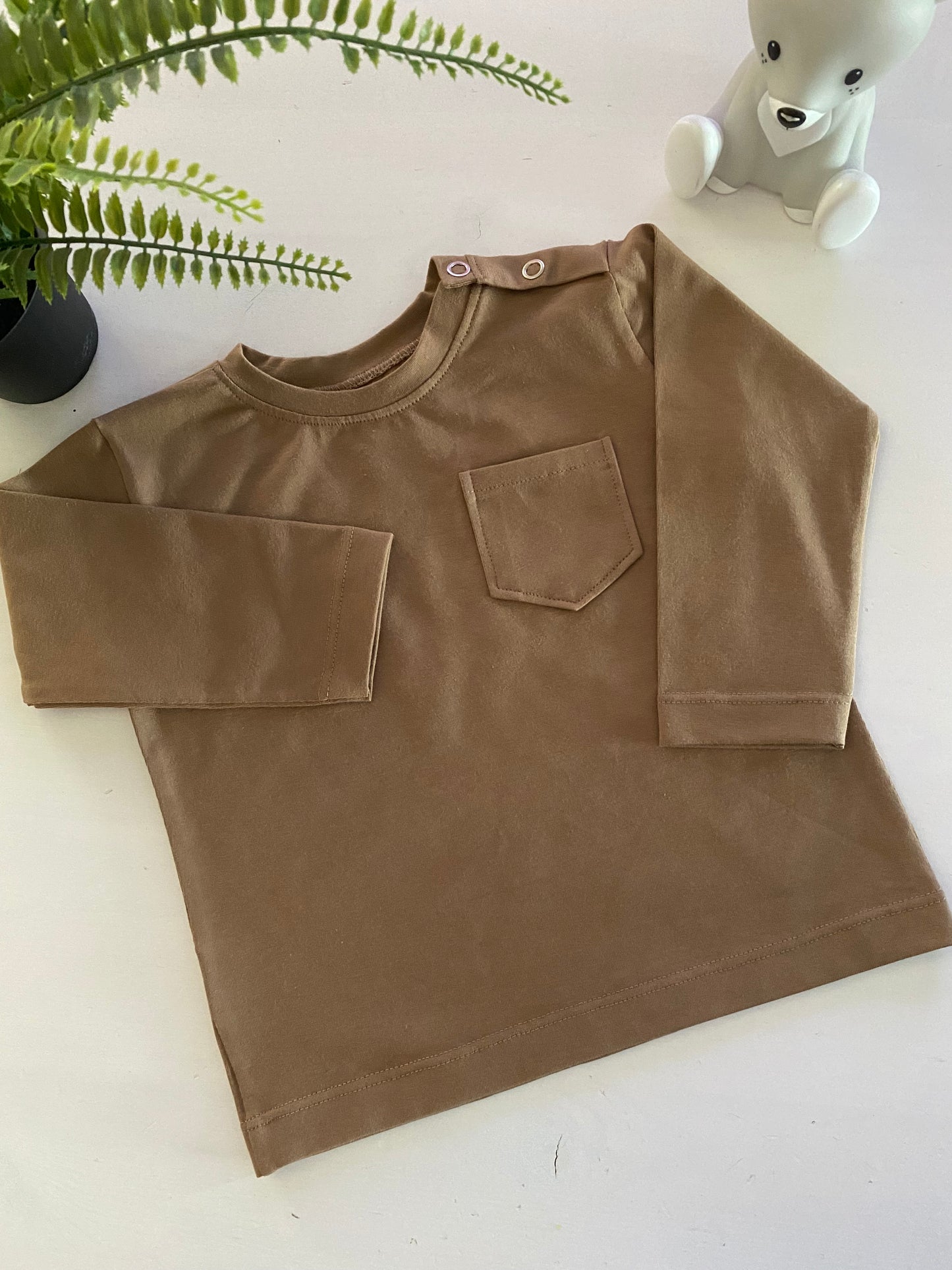 Long sleeve Camel pocket