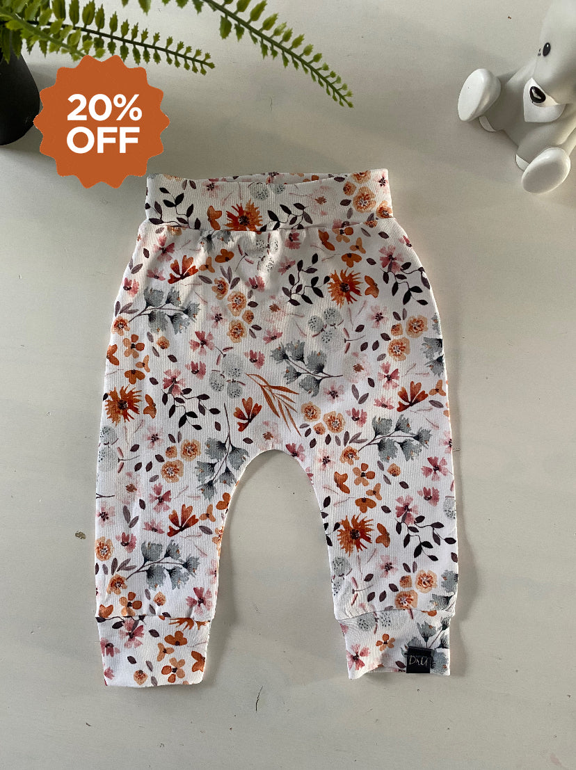 Newborn pants Spring flowers