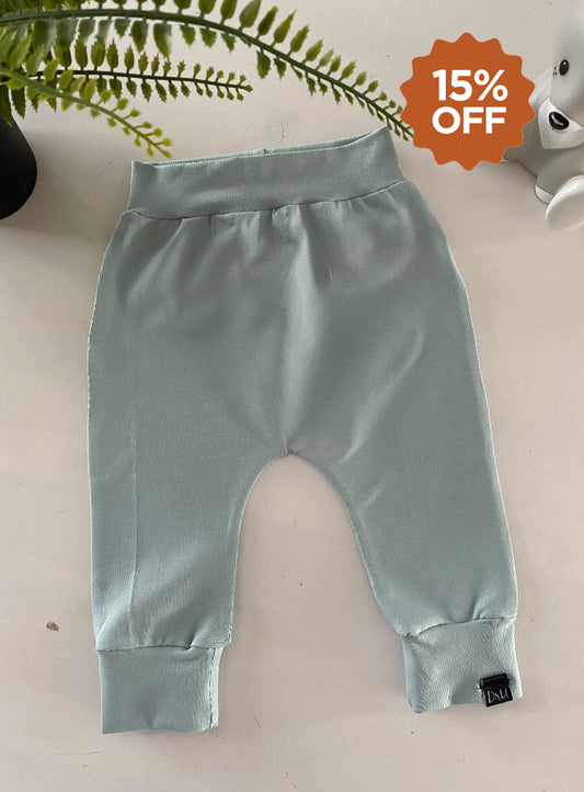 Newborn pants Mint