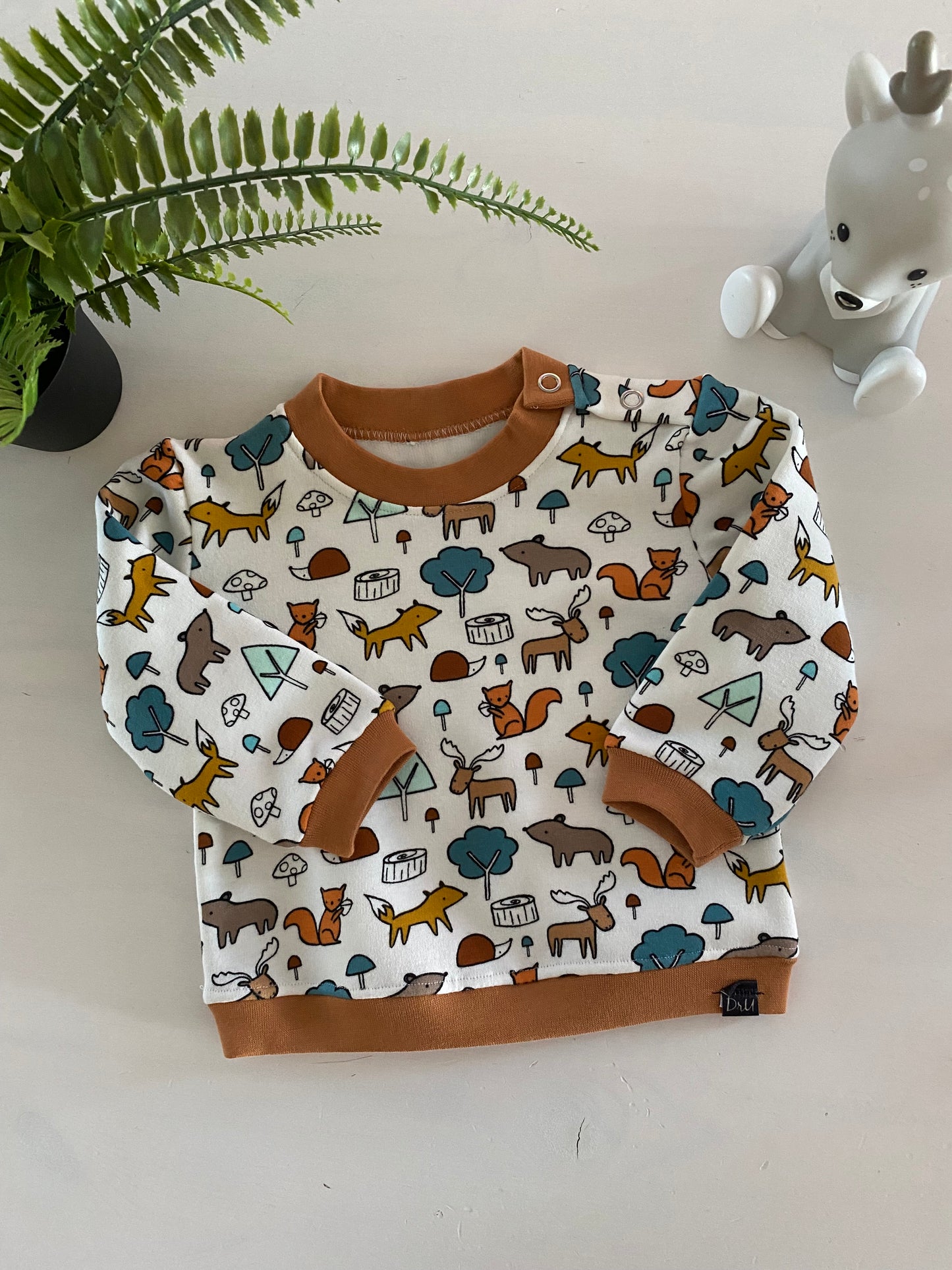 Sweater Forest animals