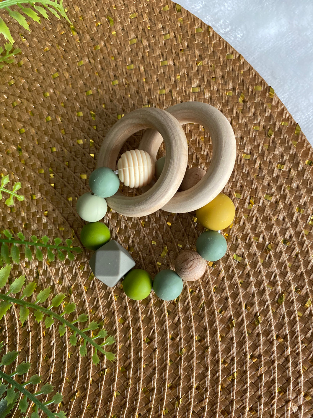 Teething ring green silicone pearls