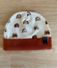Load image into Gallery viewer, Hat Rainbows Camel, Size 48
